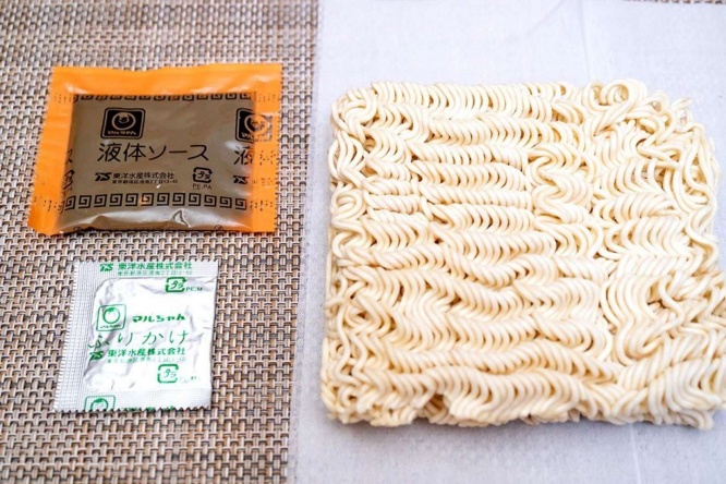 「焼そばやきっぺ」の内容物