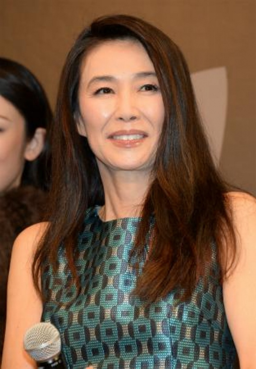 萬田久子