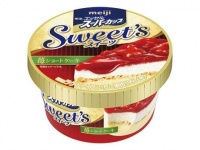 「明治 エッセル スーパーカップ Sweet's 苺ショートケーキ」