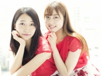 WHY＠DOLLの浦谷はるな（左）と青木千春（右）