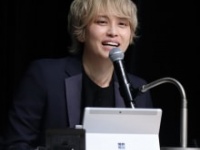 手越祐也