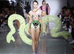 【オシャレの最先端事情】ペ●ス・ファッションが流行か！？