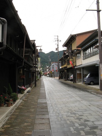 岐阜県飛騨市古川の町並み（kahusiさん撮影、Wikimedia Commons