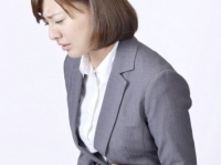 「生理痛なので休みます」　会社に言える？　言えない？