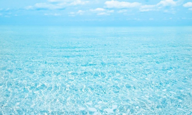 宝石が散らばっているみたい！　キラキラまぶしくて浄化されそうな「石垣島の絶景」がこちらです