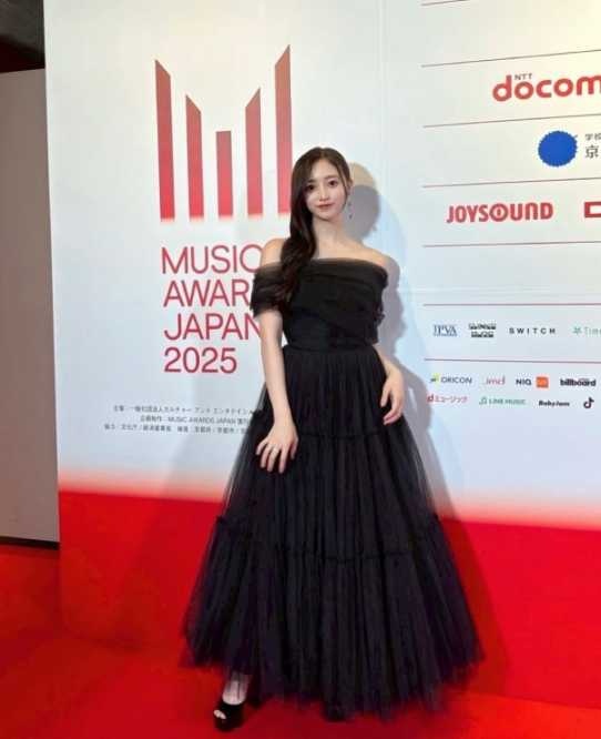 Instagram:井上和(@nagi.i_official)より