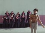 世界を駆け巡る衝撃。　グラミー賞４冠達成『This is America』のMVが凄惨すぎる。