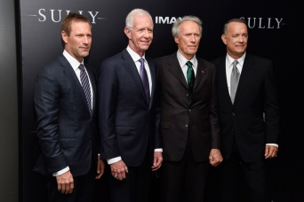 トム・ハンクスら登壇『ハドソン川の奇跡』NYプレミア実施　イーストウッドは「日本のファンのみなさんが大好き」