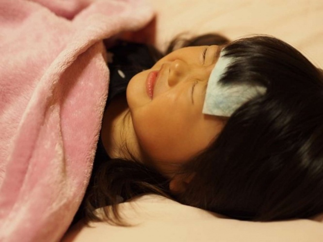 授業中に高熱を出してしまい......（画像はイメージ）