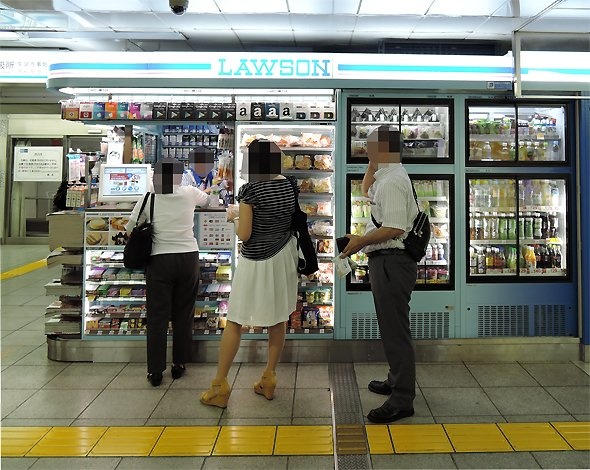 town20150805akihabara_lawson03.jpg