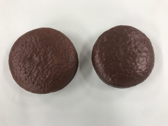 左がオリオン、右がロッテ