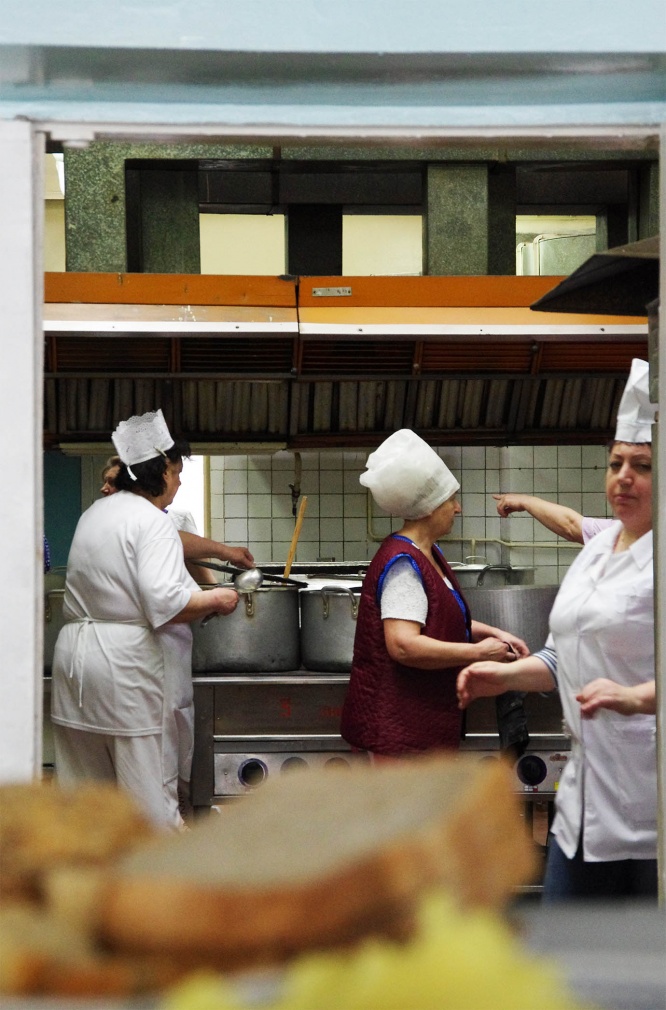 chernobyl-cafeteria83
