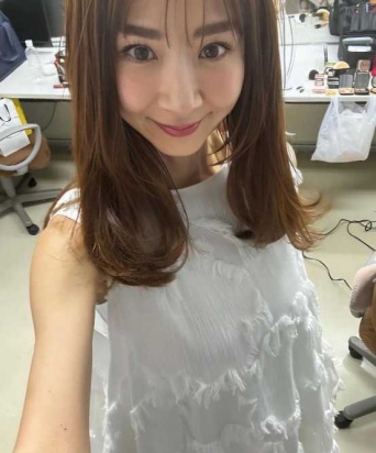 Instagram:ほしのあき(＠akihoshino_official)より