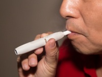 日本呼吸器学会が「新型タバコ」に警告（depositphotos.com）