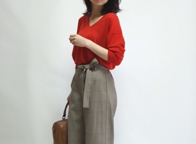 【9,800円以下の上品オフィスコーデvol.1】秋カラーで叶う華やかコーデ