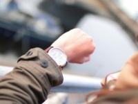 【男女のちがい】休日デートの開始希望時間ランキング！　男女ともに1位と2位は同じ「○時ころ」