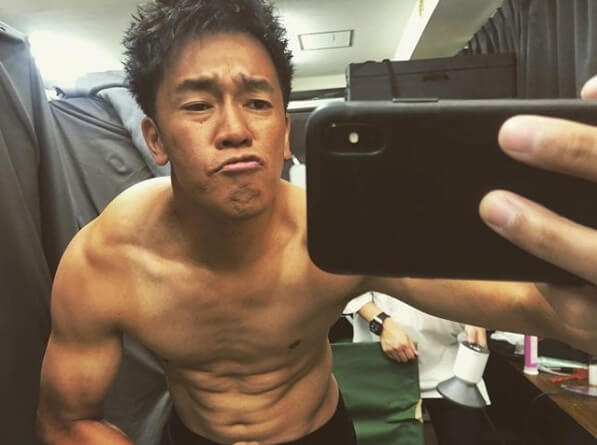 武井壮 上半身裸で 太ったアピール も苦言が相次いだワケ 1ページ目 デイリーニュースオンライン 武井壮 上半身裸で 太ったアピール も苦言が相次いだワケ 1ページ目 デイリーニュースオンライン