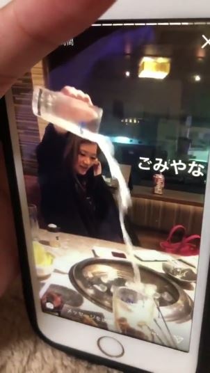 焼肉屋で迷惑行為