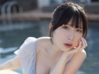宮内凛2nd写真集『タイトル未定』⒞秋田書店