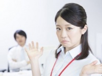 なんつー良い訳……女性がおどろいた「遅刻の理由」10選　「猫探しを手伝ってて」ほか