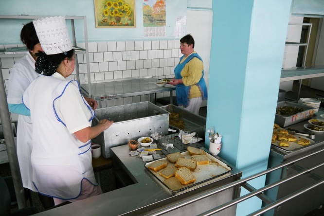 chernobyl-cafeteria12
