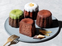 もっちりなめらかな食感。ゴディバ 、ベルギー産チョコレートを使用した「ショコラ カヌレ」数量限定発売