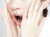 あなたはいくつ当てはまる？　「ほうれい線」ができやすい人の特徴9つ