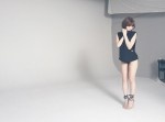 小嶋陽菜、限界ギリギリのセクシー写真でファンたちを魅了！