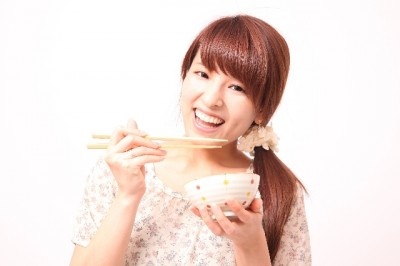 白ごはん「大盛り」VS「少なめ」　男子が好感を抱くのは、どっち？