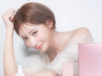 ＃キララ肌 をかなえる新作針コスメ。明日花キララプロデュース「KISSHADA」セラム＆クリームセットが登場