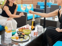 「センスいいね」って言われちゃう！　ヒルトン東京のルーフトップテラスが“夏の終わりの女子会”にぴったりだった