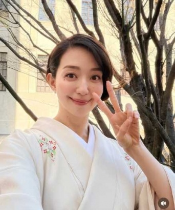 Instagram:松島花(@hana_matsushima_official)より