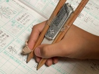 小3男子が発明した〝宿題やっつけ装置〟に10万人の古傷うずく　「誰もが一度は通る道」「これやったことある...」