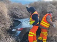巨大な球となって転がって人を襲う怖い植物、タンブルウィードの襲来で下敷きになる車が続出した件（アメリカ）