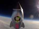 【アメリカ】女子中学生がロケットを自作！　キティを乗せて宇宙へ
