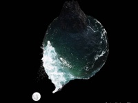 月の引力によって操られる地球の潮の満ち引きをわかりやすく可視化した3D映像
