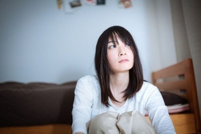 ひとりですけど何か？　女子に聞いた「独身でつらいこと」6つ