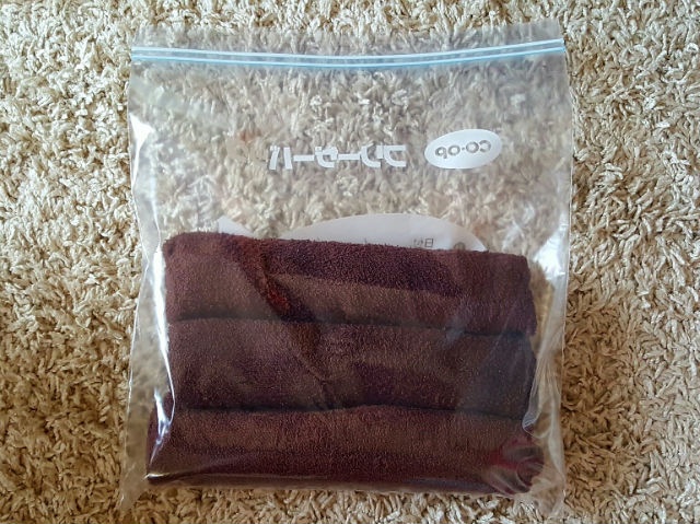 目は温めるのと冷やすのどちらがいいの?_05