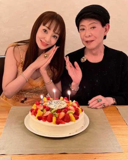 Instagram:神田うの(@unokandaofficial)より