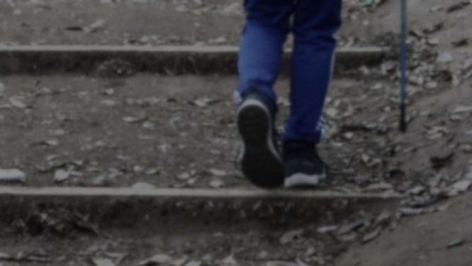 助けてくれる人が現れて（画像はphotoAC）