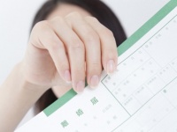 究極の選択！　「バツイチの20代前半男性」VS「未婚の30代後半の男性」どっちを選ぶ？