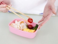 やだ私入れてた！　ダイエット中のNGお弁当って？