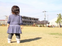 とにかく明るい　久しぶりに娘に会ったら「よろしく」と言われた
