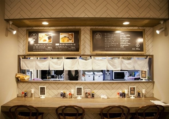 博多デイトス店カフェ（画像提供：株式会社山口油屋福太郎）