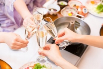 キスはキスでも……　間接キスさえしたくないと感じた瞬間「飲み会での大皿料理」「ペットボトル」