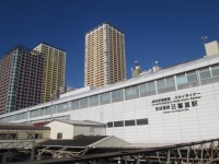 これは「日暮里」駅
