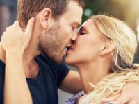 やん、また……！　彼がディープキスばかりする男だった場合に思うこと4つ！