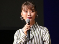 内田理央さん