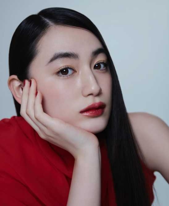 Instagram:八木莉可子(@rikakoyagi_official)より