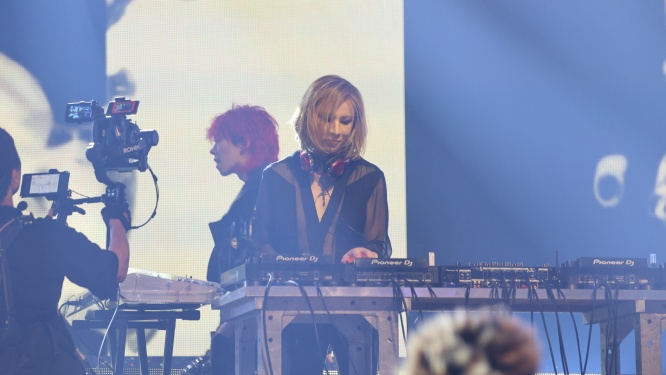 『THE MUSIC DAY』YOSHIKIの美声に感動の嵐！　特別バージョンのX JAPAN「Angel」を披露